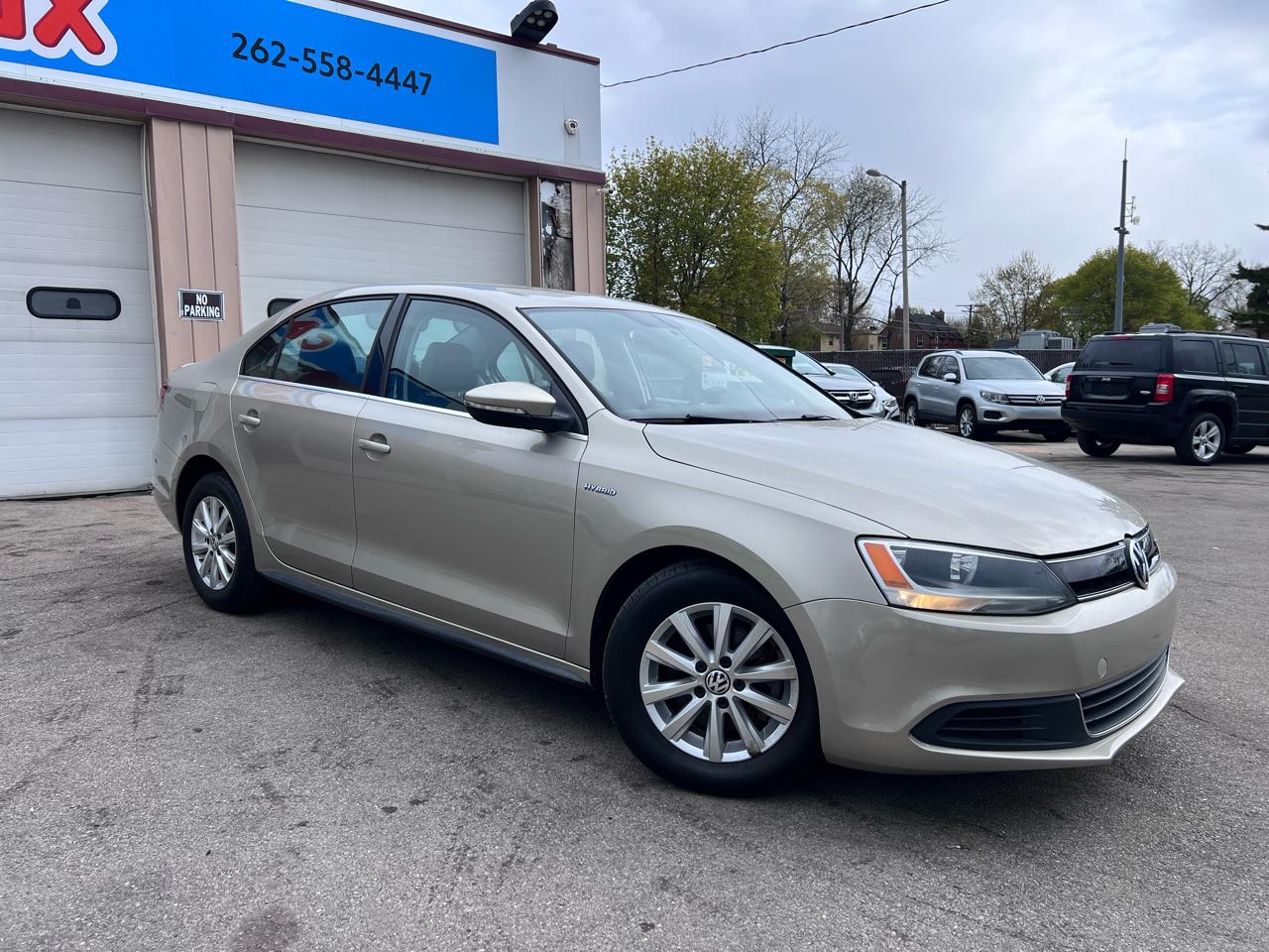 Volkswagen Jetta Hybrid Base 2013