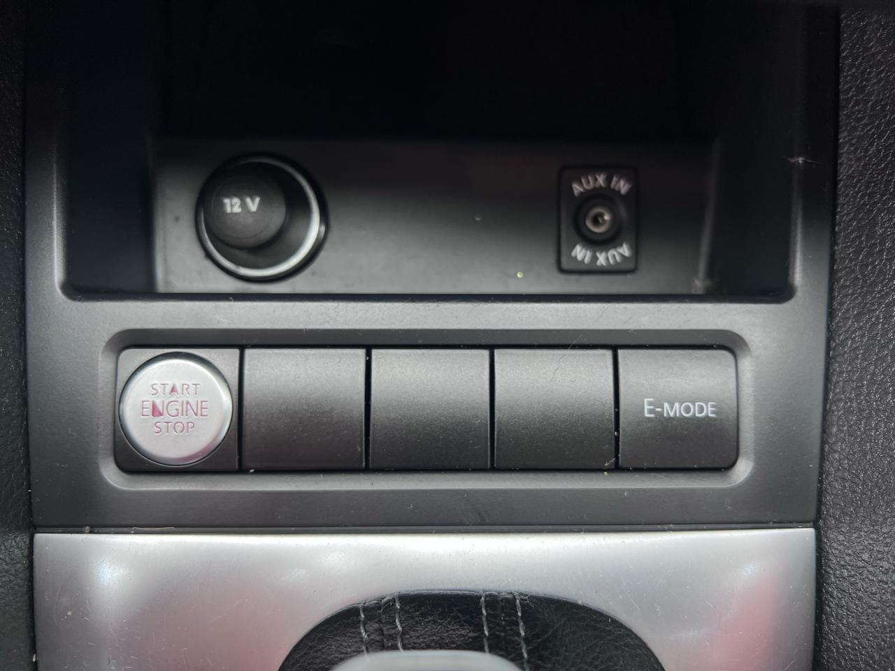 Volkswagen Jetta Hybrid Base 2013