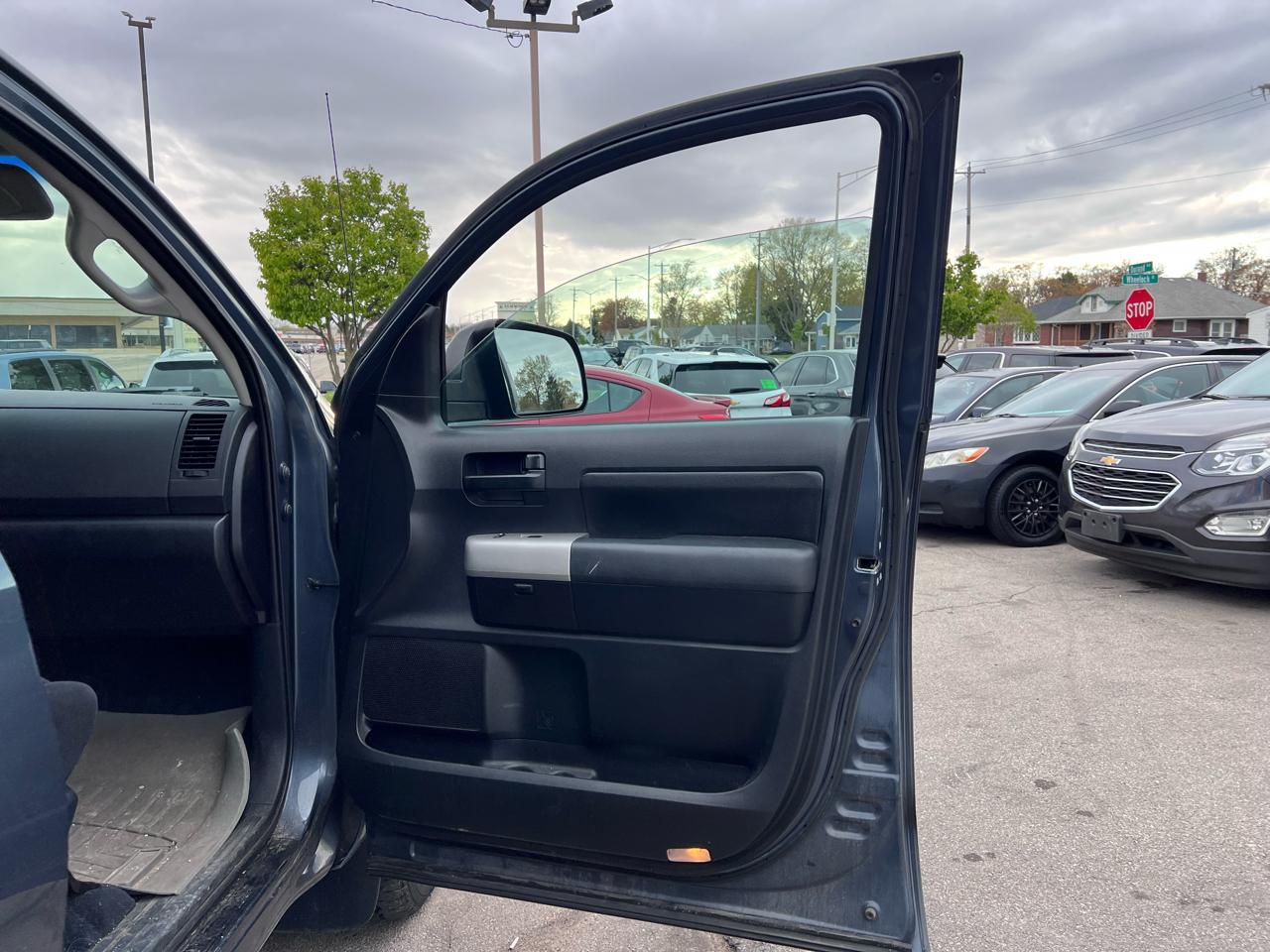 Toyota Tundra SR5 Double Cab 4WD 2007