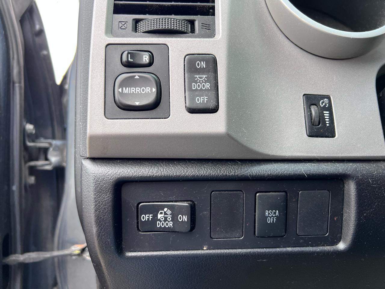 Toyota Tundra SR5 Double Cab 4WD 2007