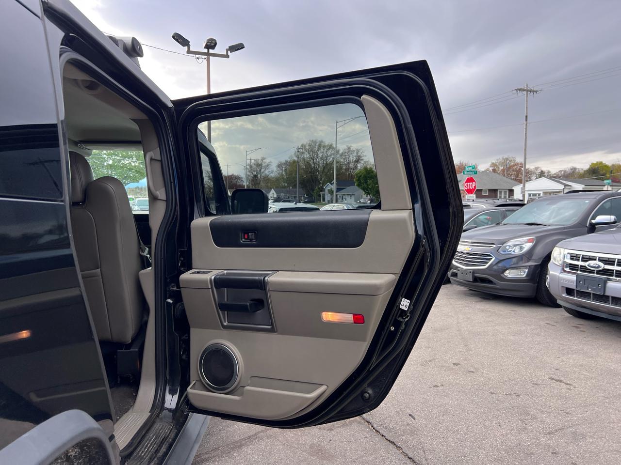 HUMMER H2 Sport Utility 2003