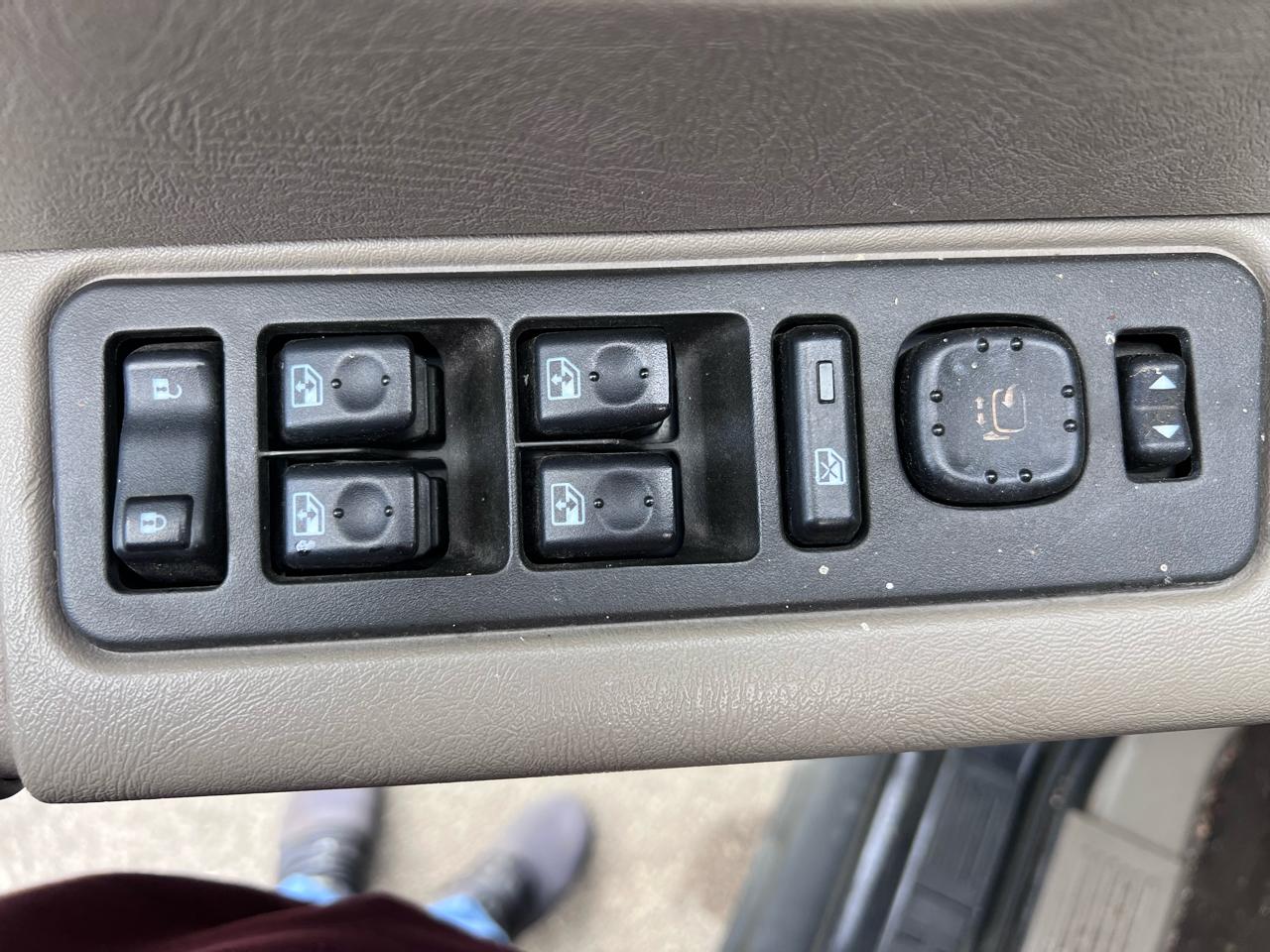 HUMMER H2 Sport Utility 2003