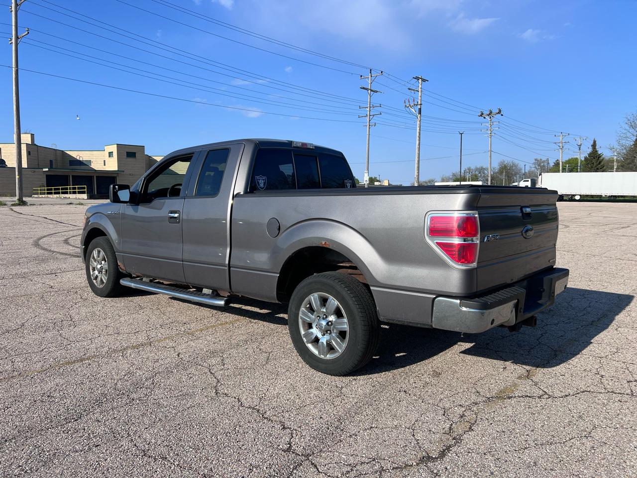 Ford F-150 STX SuperCab 6.5-ft. Bed 2WD 2011