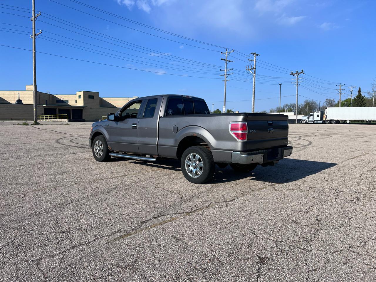 Ford F-150 STX SuperCab 6.5-ft. Bed 2WD 2011