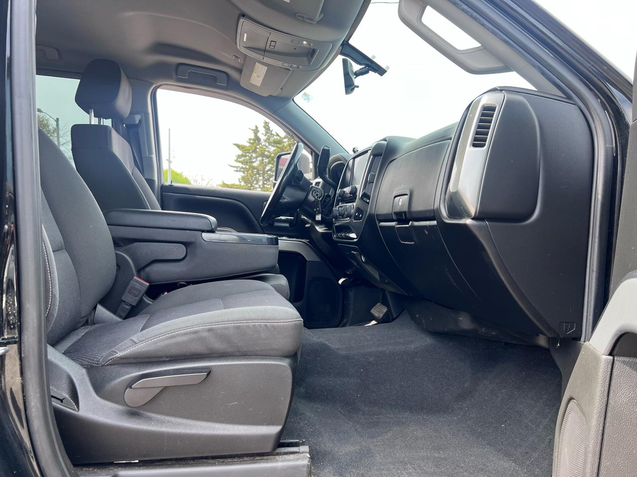 Chevrolet Silverado 1500 LT Z71 Crew Cab 4WD 2018