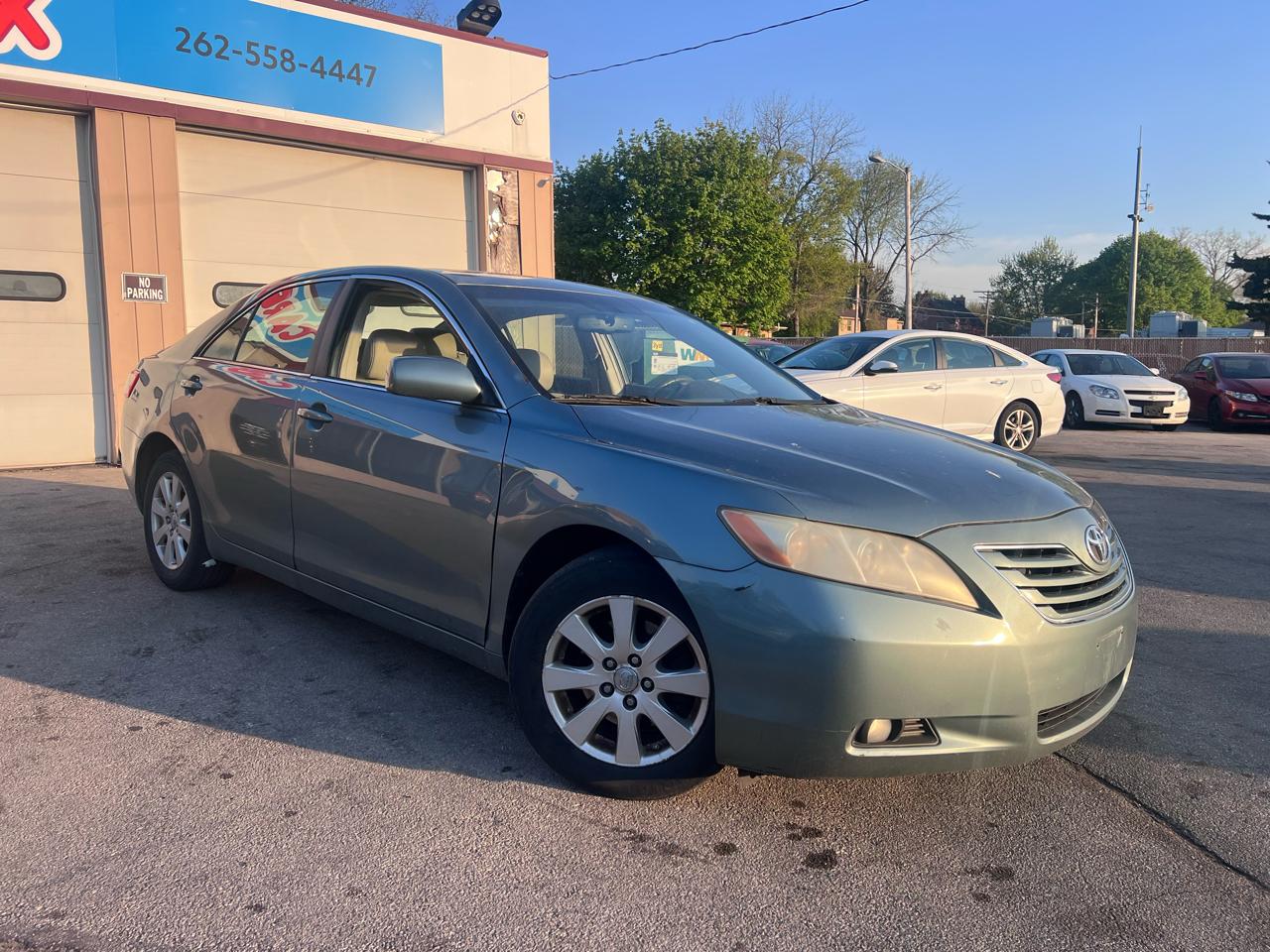 Toyota Camry LE V6 6-Spd AT 2009