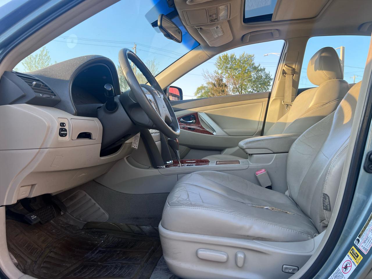 Toyota Camry LE V6 6-Spd AT 2009