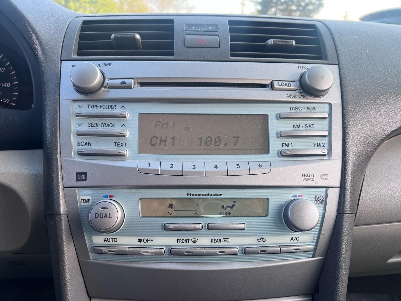 Toyota Camry LE V6 6-Spd AT 2009