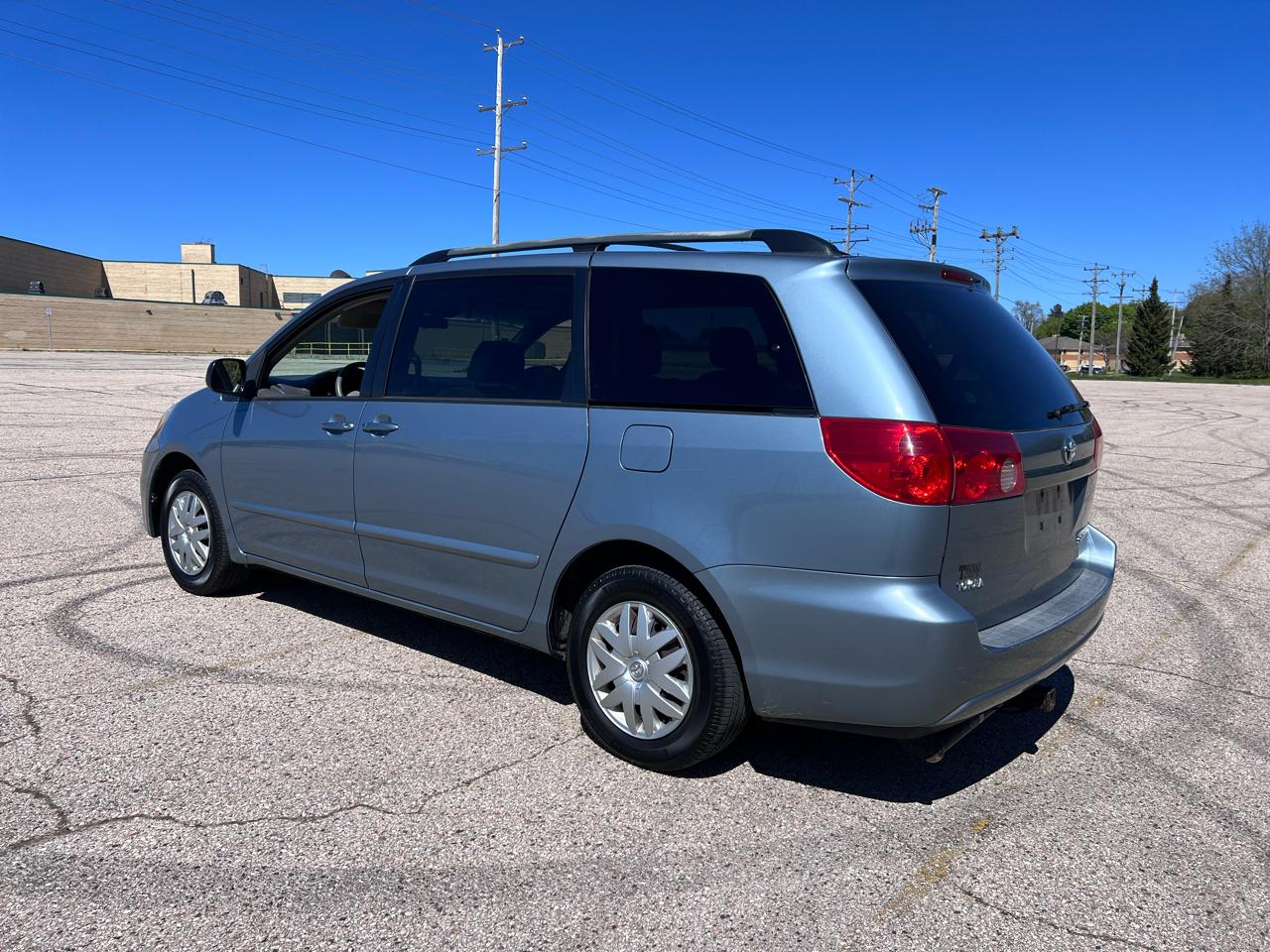 Toyota Sienna CE FWD 7-Passenger 2007