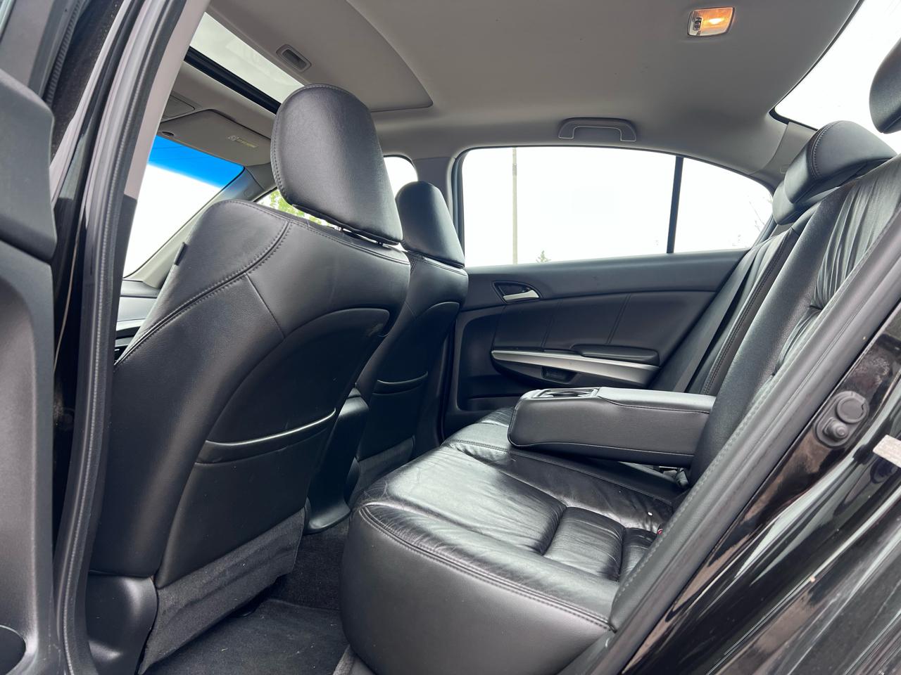 Honda Accord EX-L V-6 Sedan AT 2009