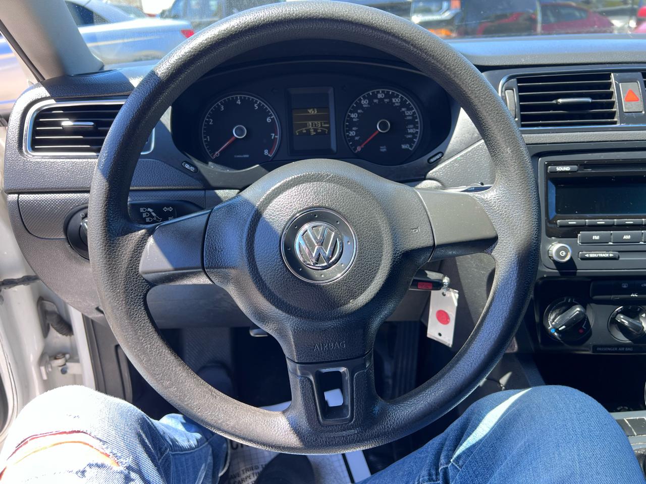 Volkswagen Jetta S 2013