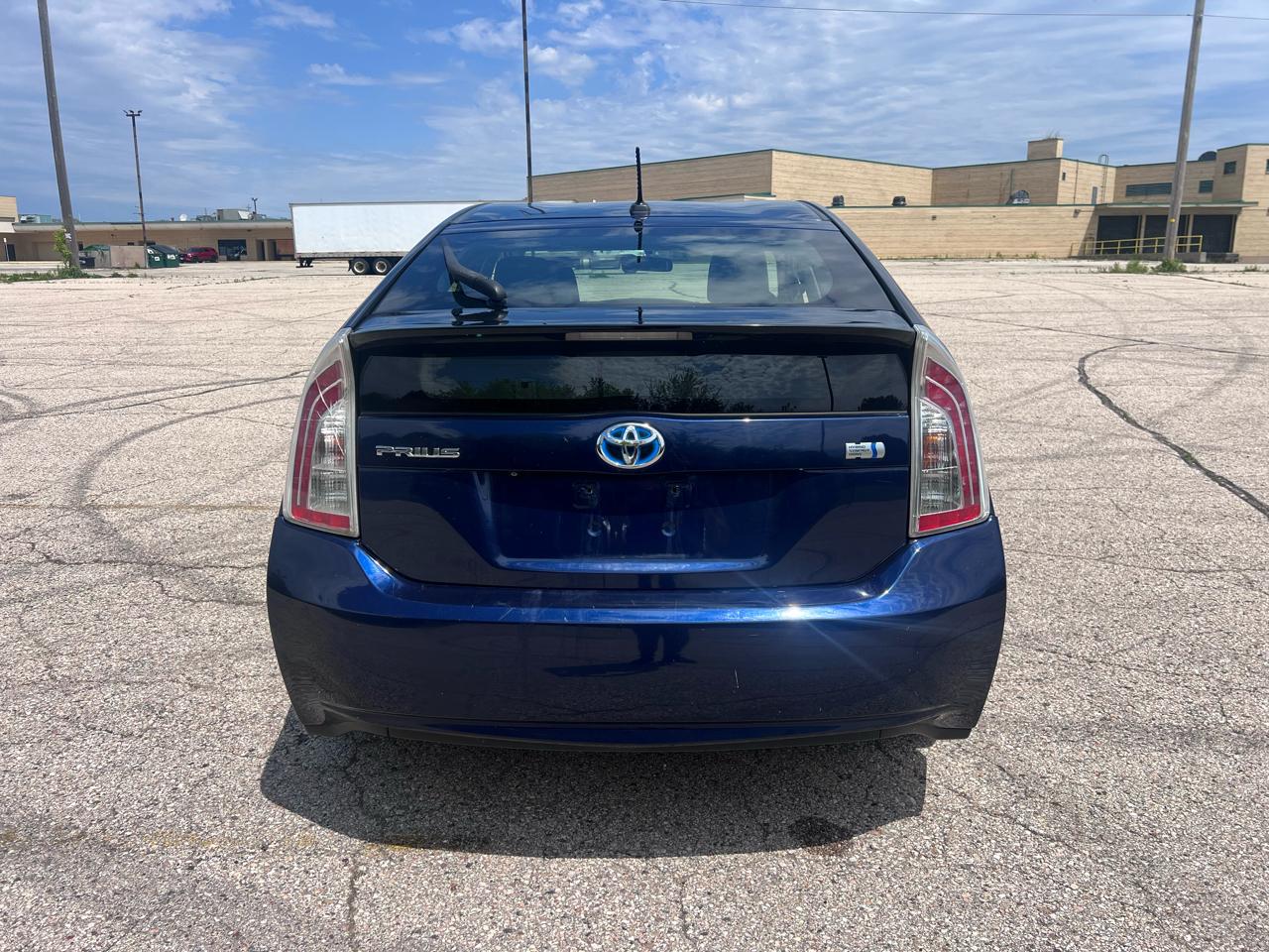 Toyota Prius Three 2014