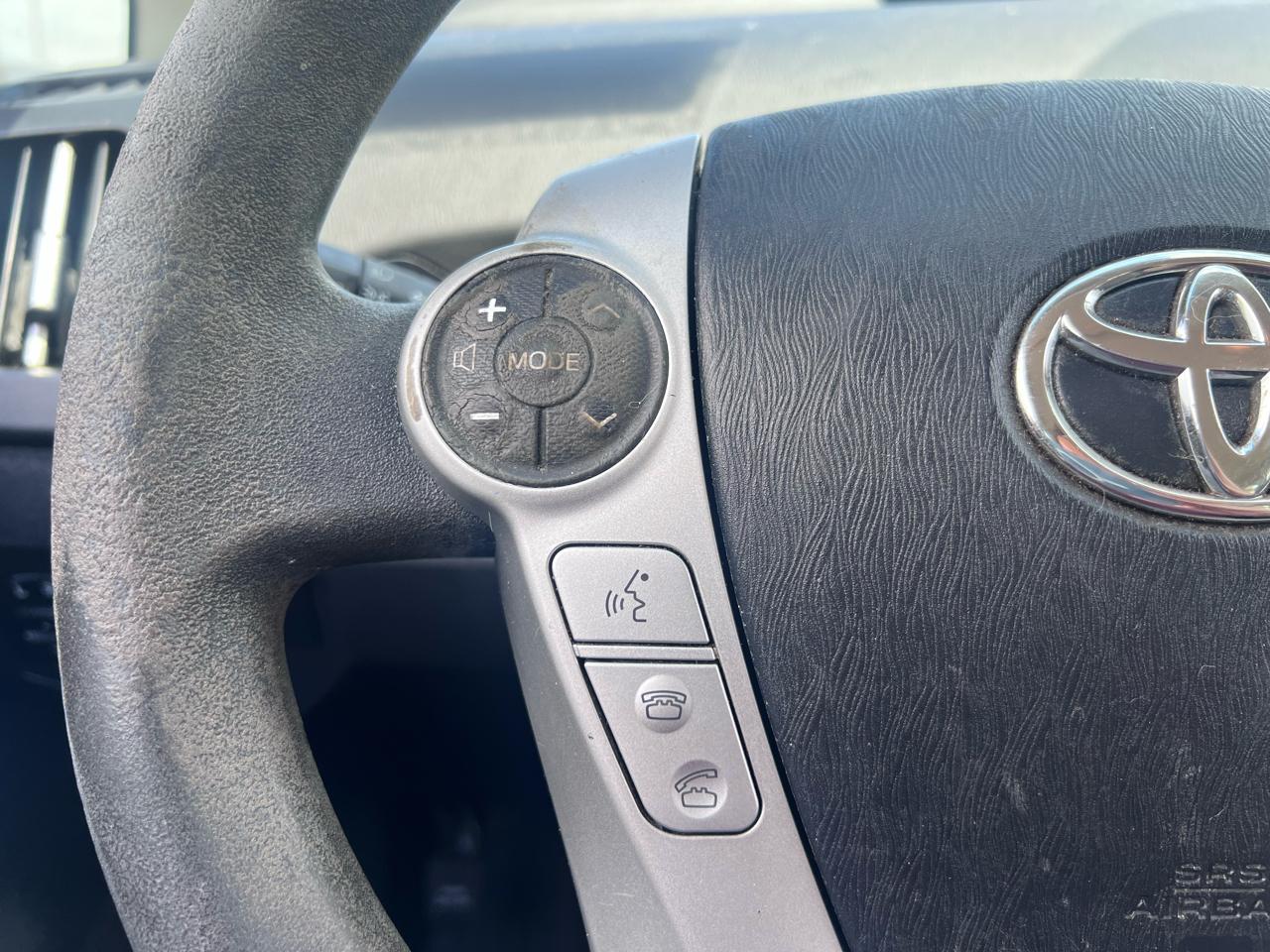 Toyota Prius Three 2014