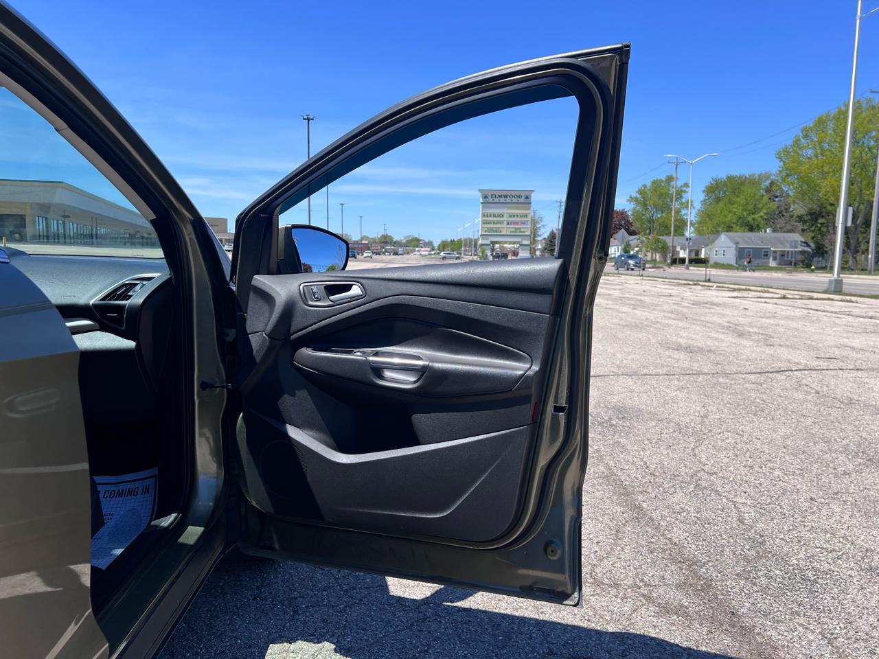Ford Escape SEL FWD 2013