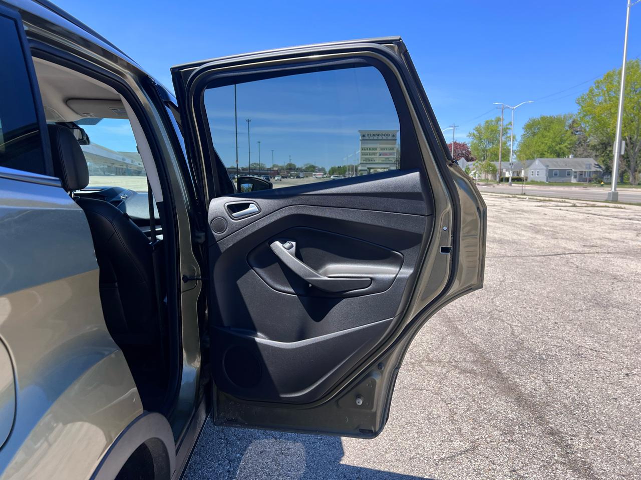 Ford Escape SEL FWD 2013