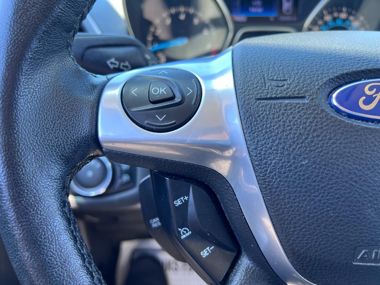 Ford Escape SEL FWD 2013