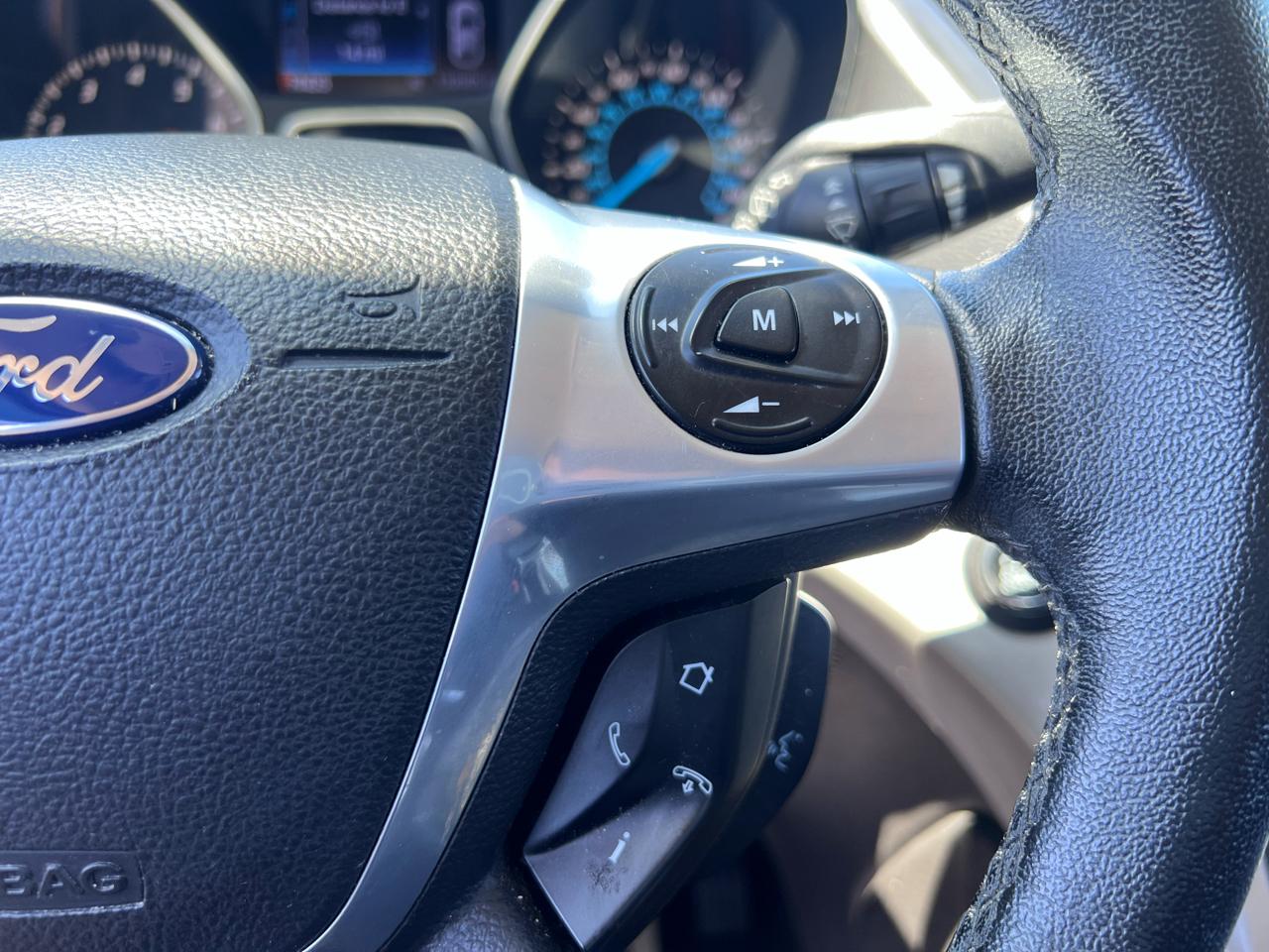Ford Escape SEL FWD 2013