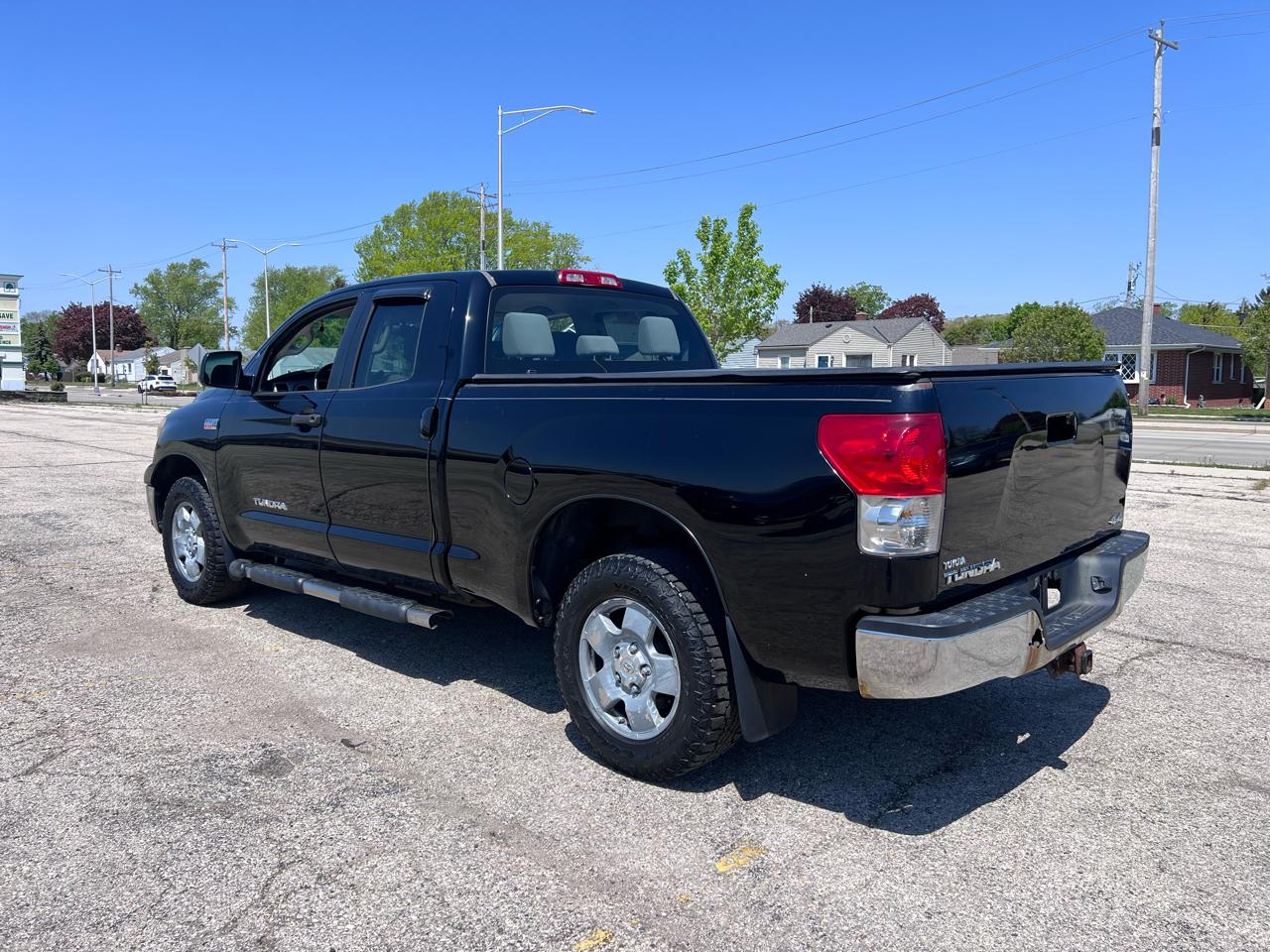 Toyota Tundra SR5 Double Cab 5.7L 4WD 2008