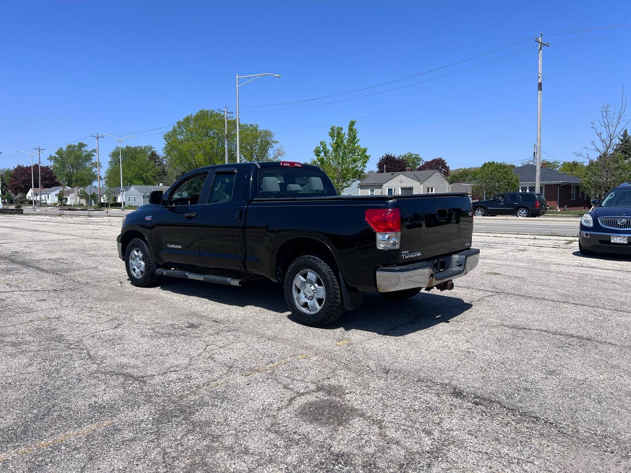 Toyota Tundra SR5 Double Cab 5.7L 4WD 2008