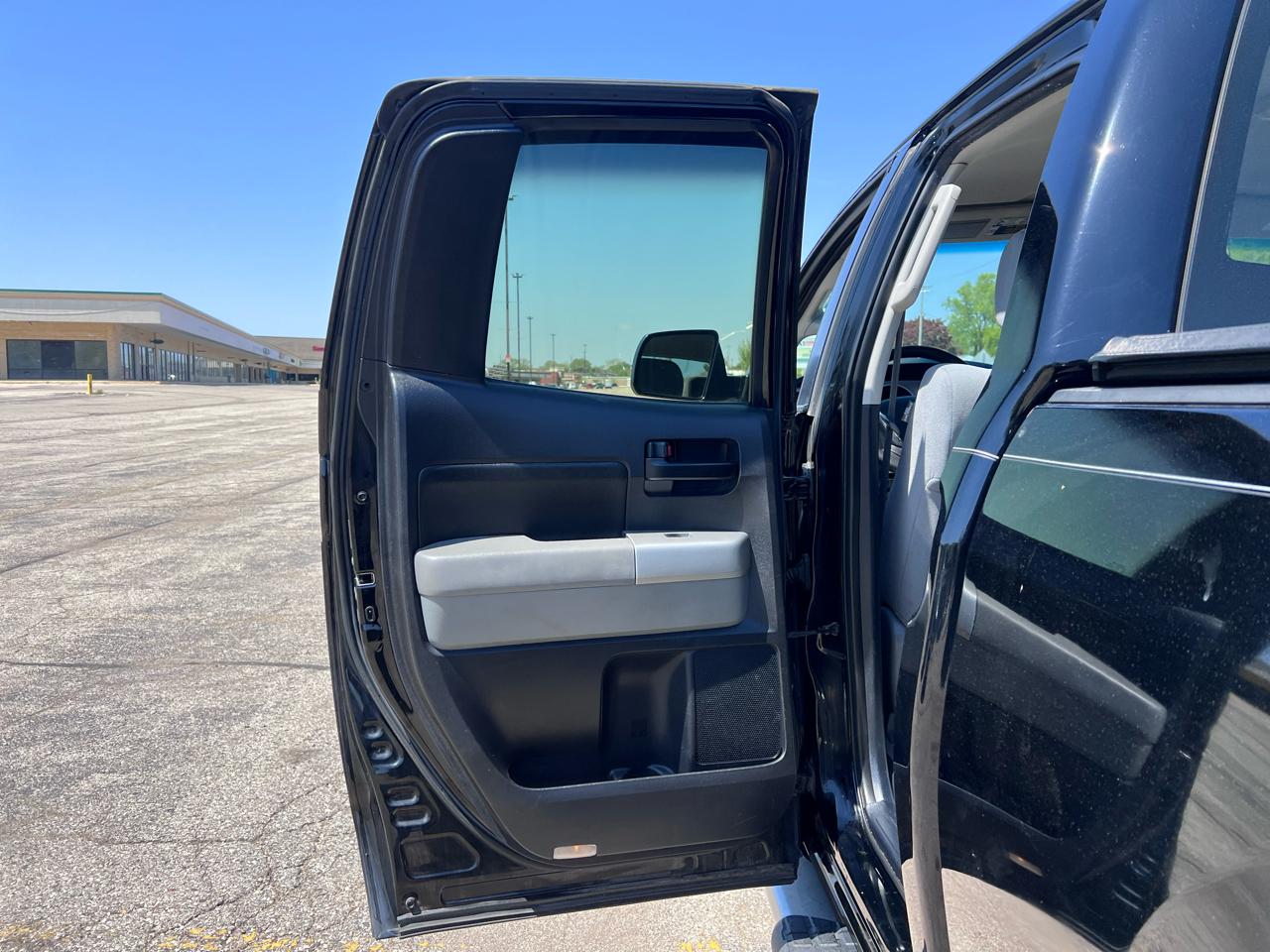 Toyota Tundra SR5 Double Cab 5.7L 4WD 2008