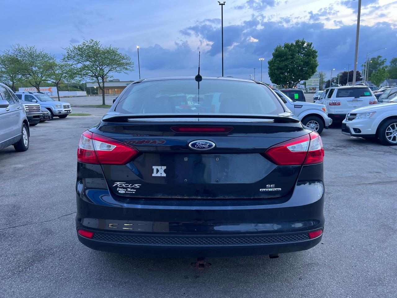 Ford Focus SE Sedan 2014