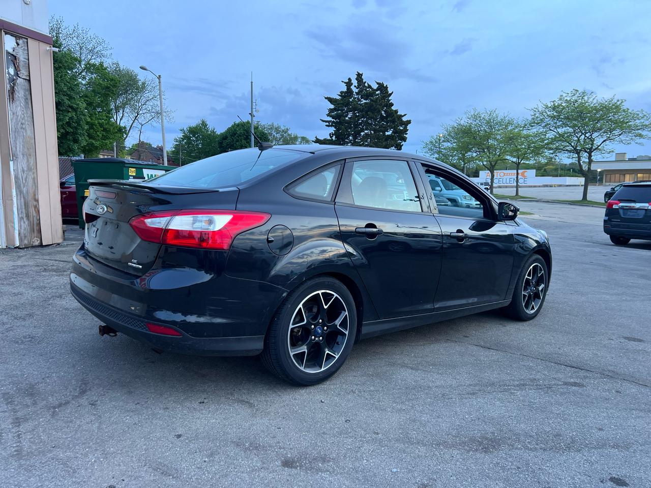 Ford Focus SE Sedan 2014