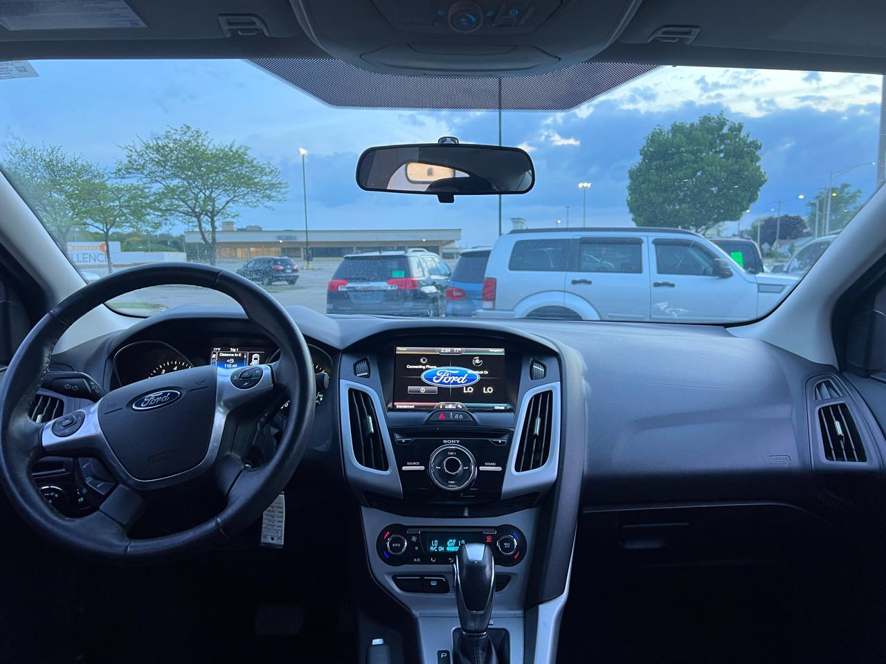 Ford Focus SE Sedan 2014