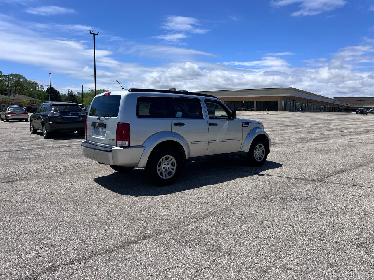 Dodge Nitro SE 4WD 2011