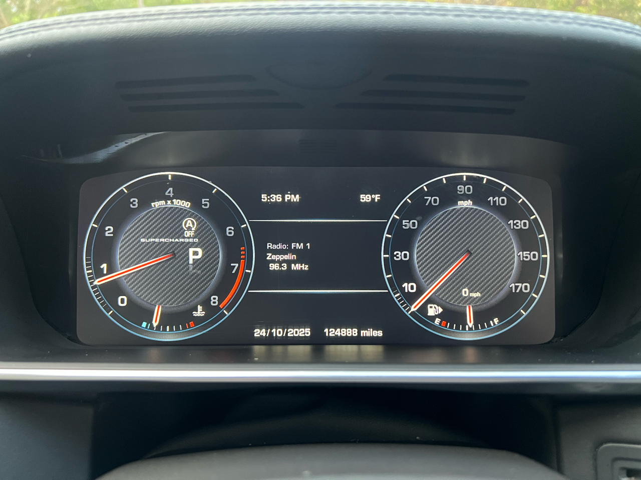 Land Rover Range Rover 5.0L V8 Supercharged 2014 Land Rover Range Rover 5.0L V8 Supercharged 2014