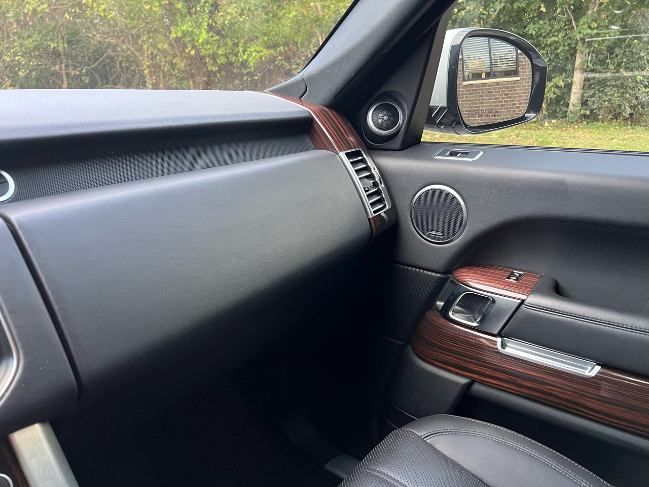 Land Rover Range Rover 5.0L V8 Supercharged 2014 Land Rover Range Rover 5.0L V8 Supercharged 2014