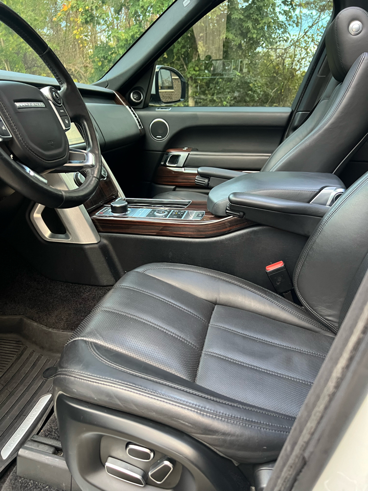 Land Rover Range Rover 5.0L V8 Supercharged 2014 Land Rover Range Rover 5.0L V8 Supercharged 2014