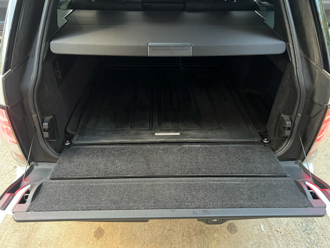 Land Rover Range Rover 5.0L V8 Supercharged 2014 Land Rover Range Rover 5.0L V8 Supercharged 2014