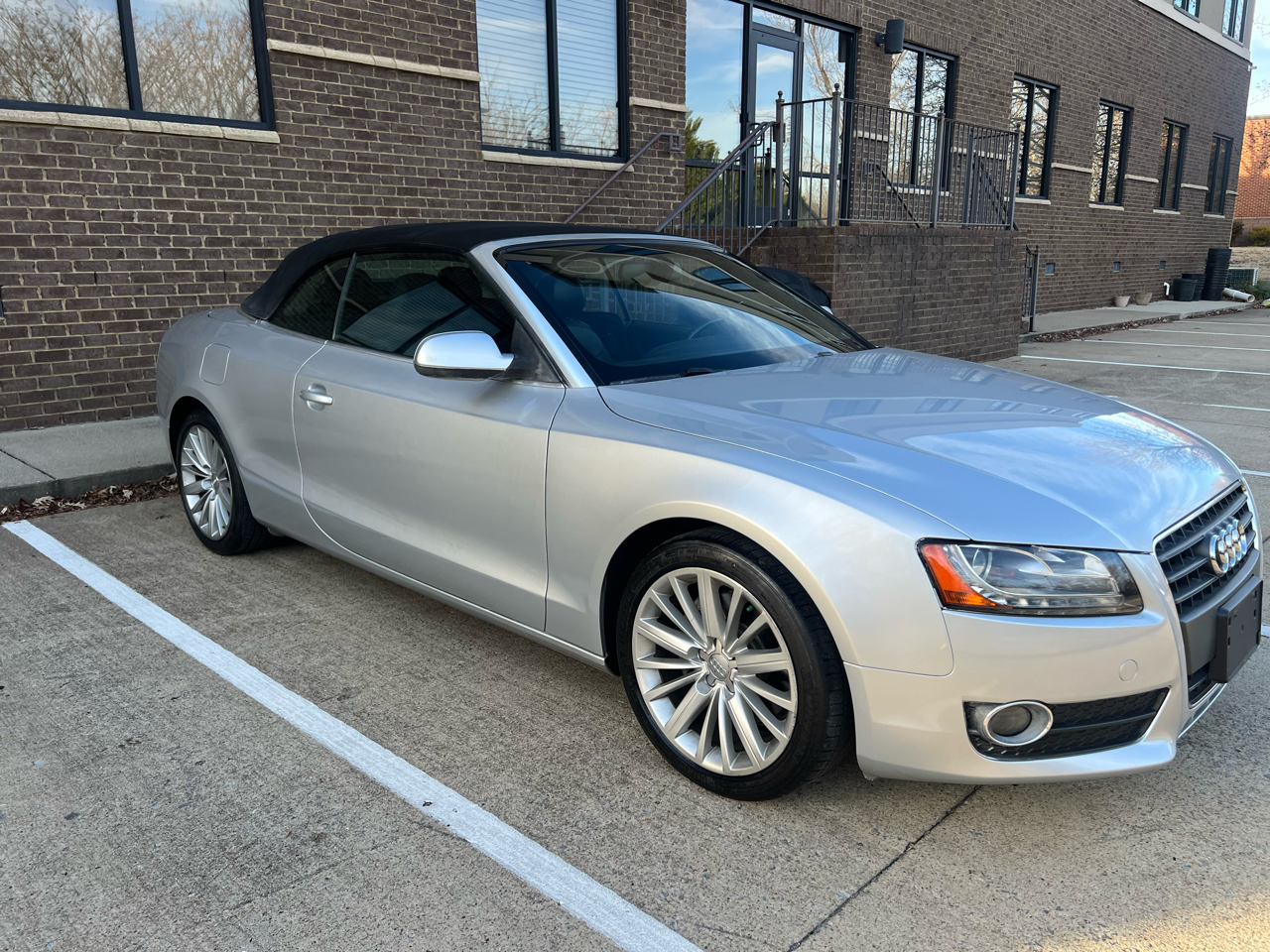 Audi A5 Cabriolet 2.0T FrontTrak Multitronic 2011