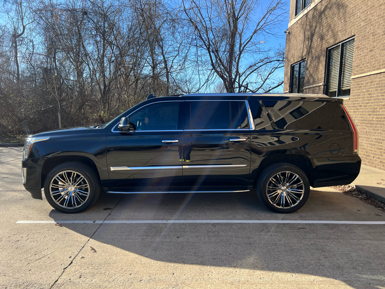 Cadillac Escalade ESV Luxury 4WD 2015
