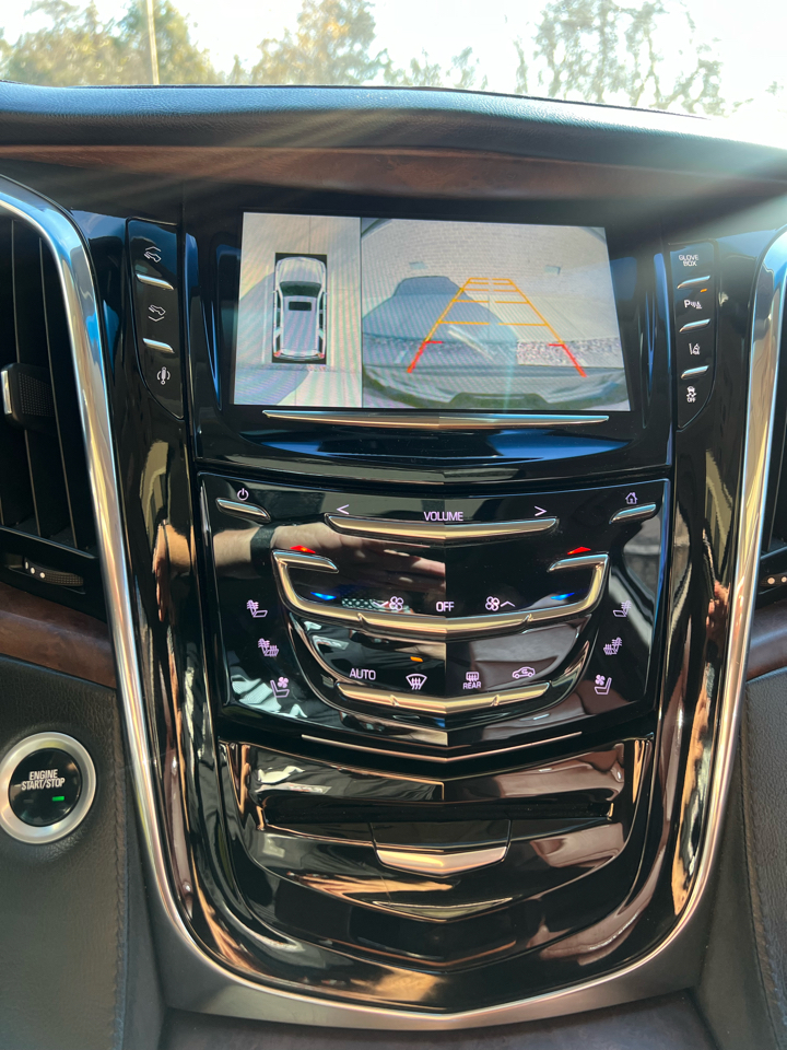 Cadillac Escalade ESV Luxury 4WD 2015