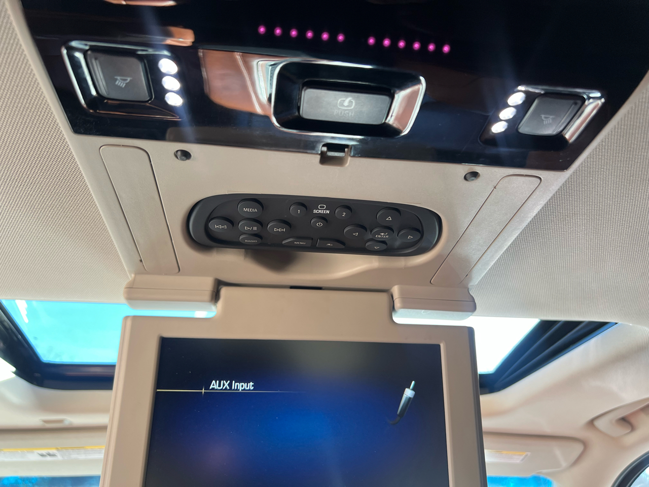 Cadillac Escalade ESV Luxury 4WD 2015