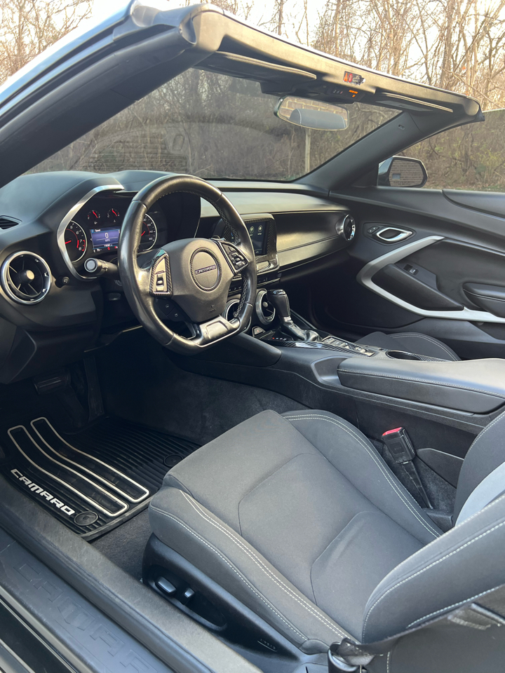 Chevrolet Camaro 1LT Convertible 8A 2019