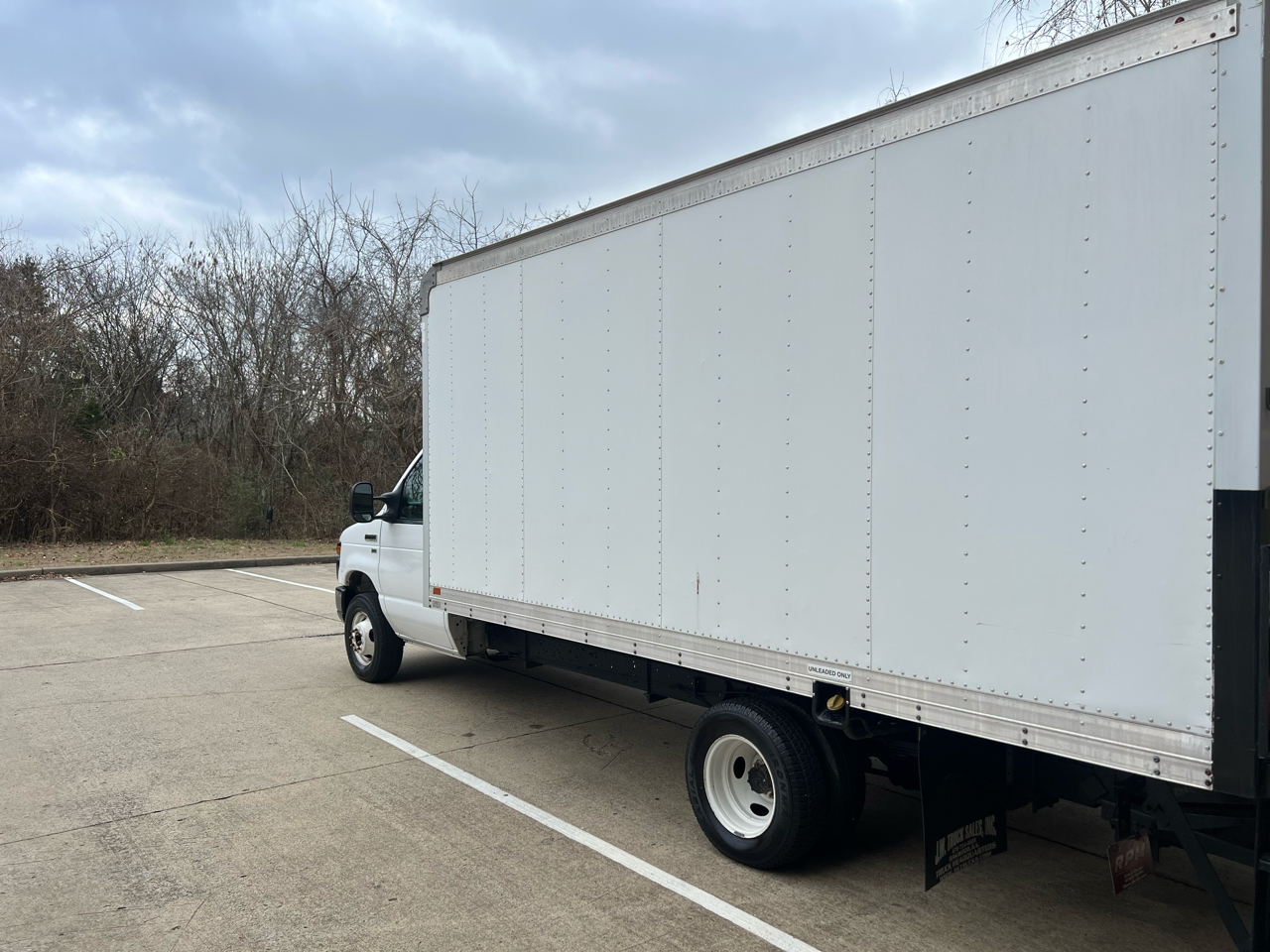 Ford Econoline E-350 Super Duty 2016