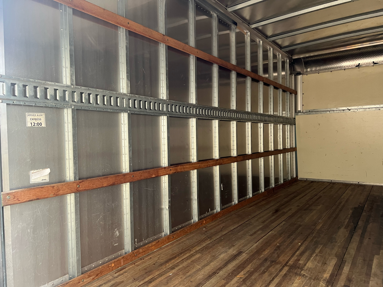 Ford Econoline E-350 Super Duty 2016