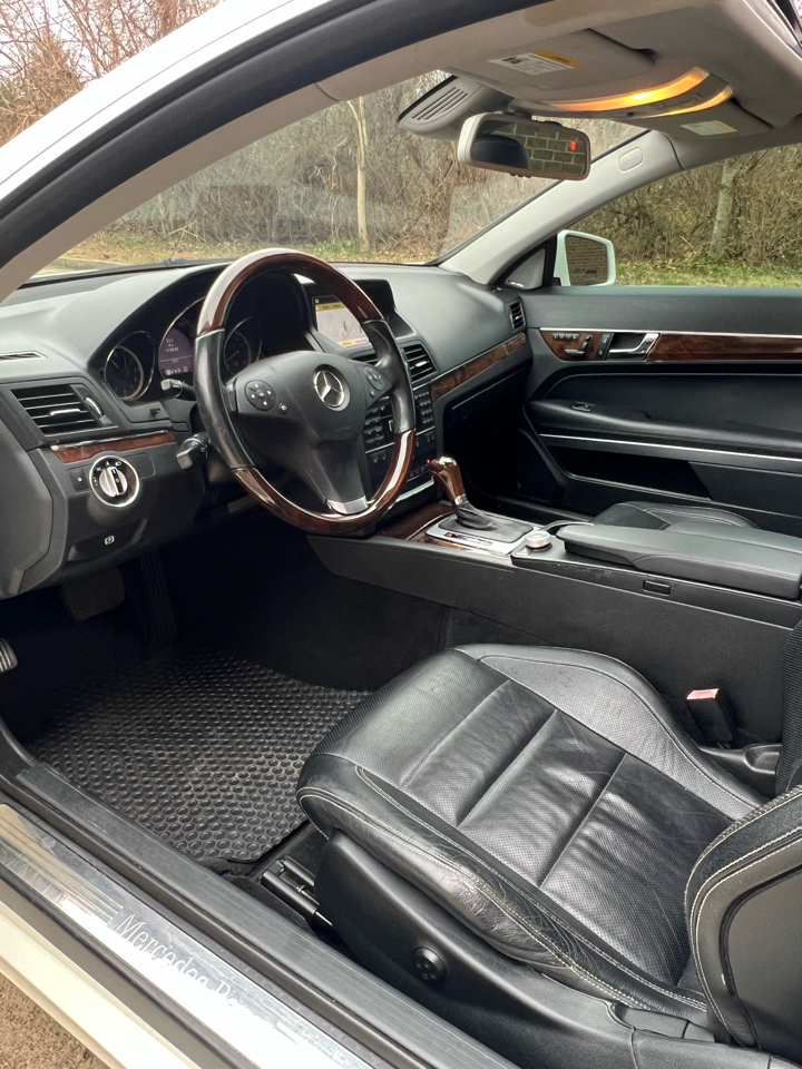 Mercedes-Benz E-Class E350 Coupe 2011