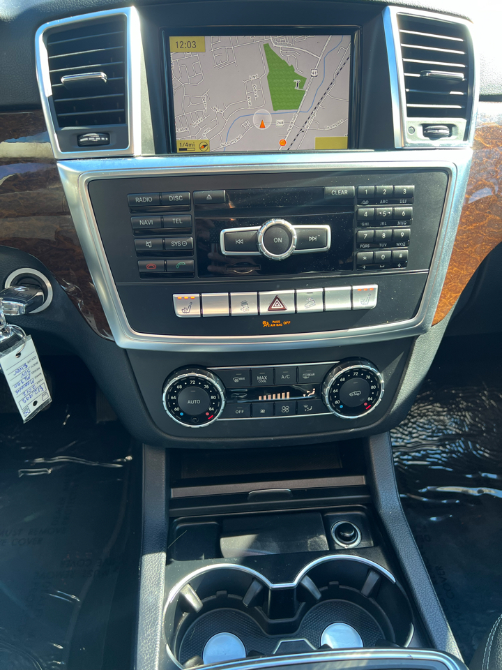 Mercedes-Benz M-Class ML350 4MATIC 2012