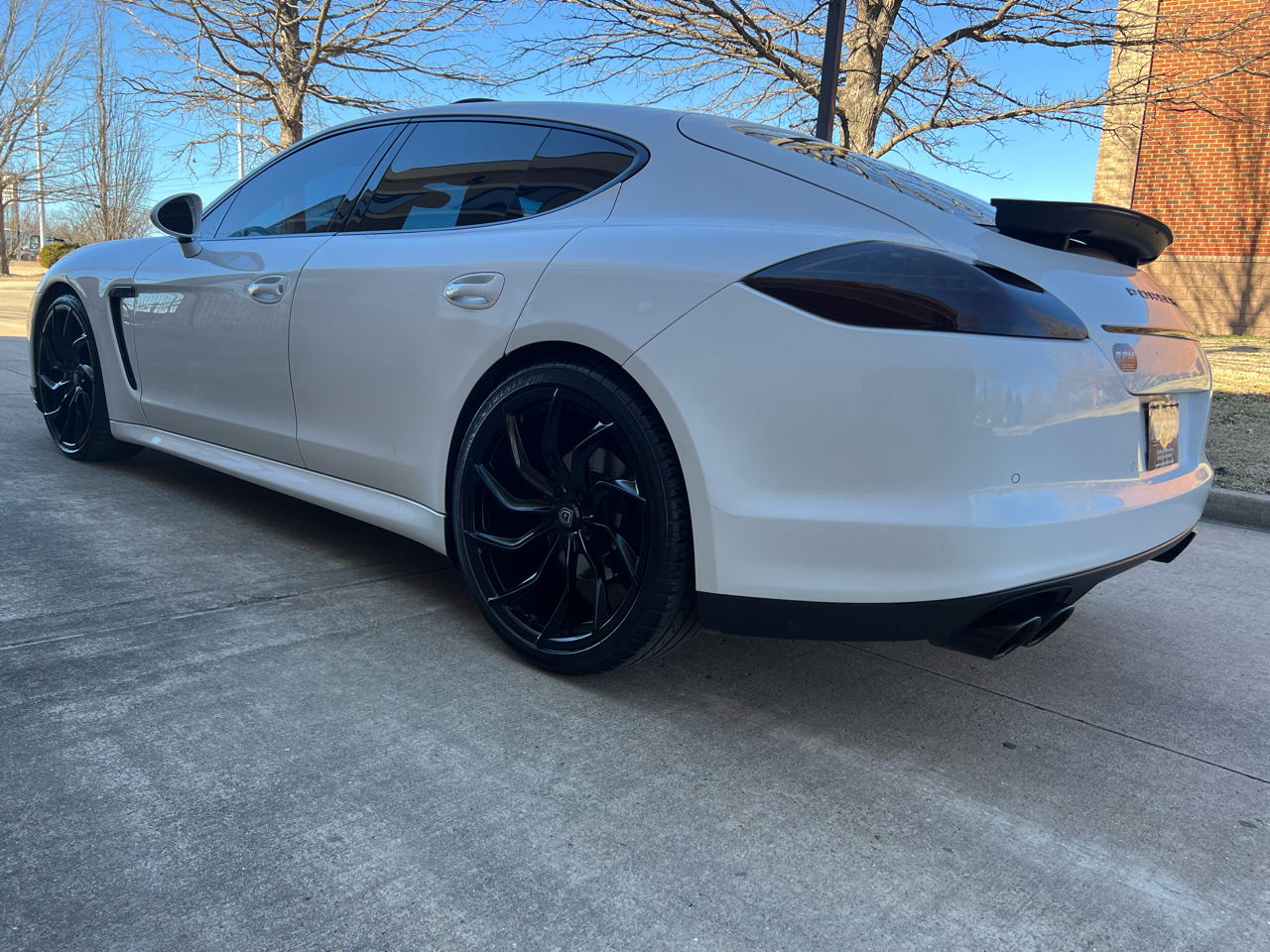 Porsche Panamera 4 2011