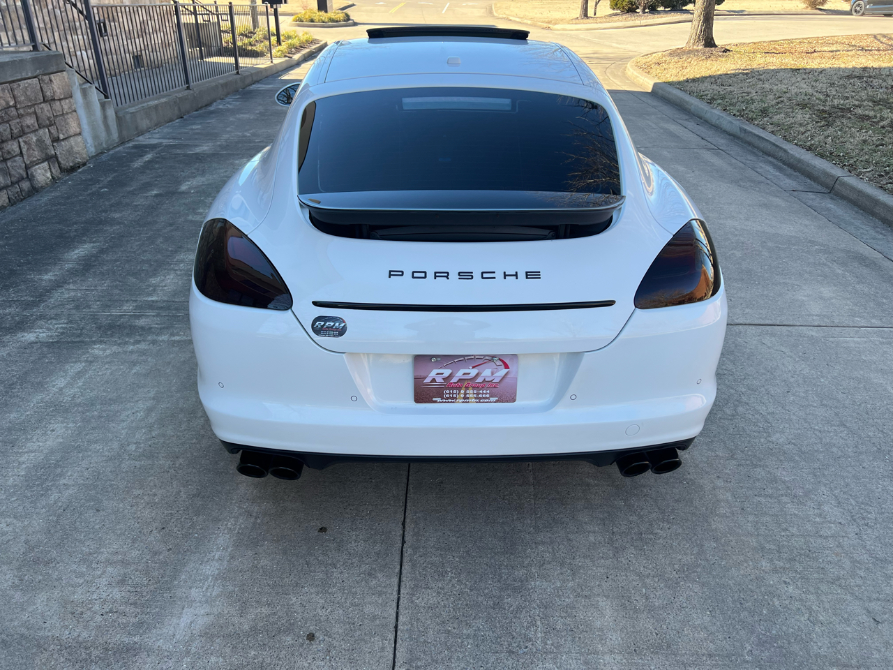 Porsche Panamera 4 2011