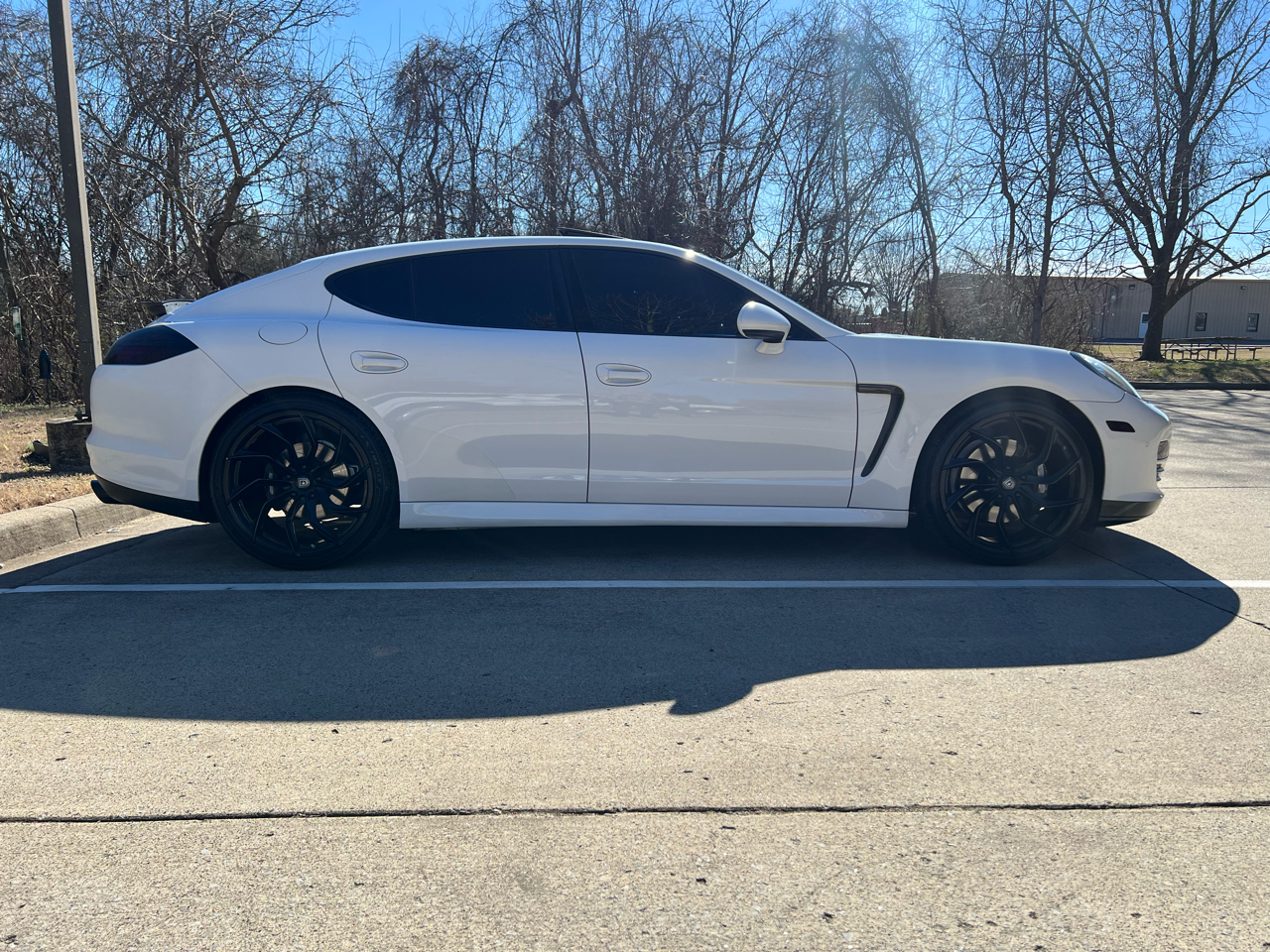 Porsche Panamera 4 2011