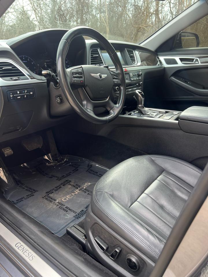 Hyundai Genesis 3.8L 2016