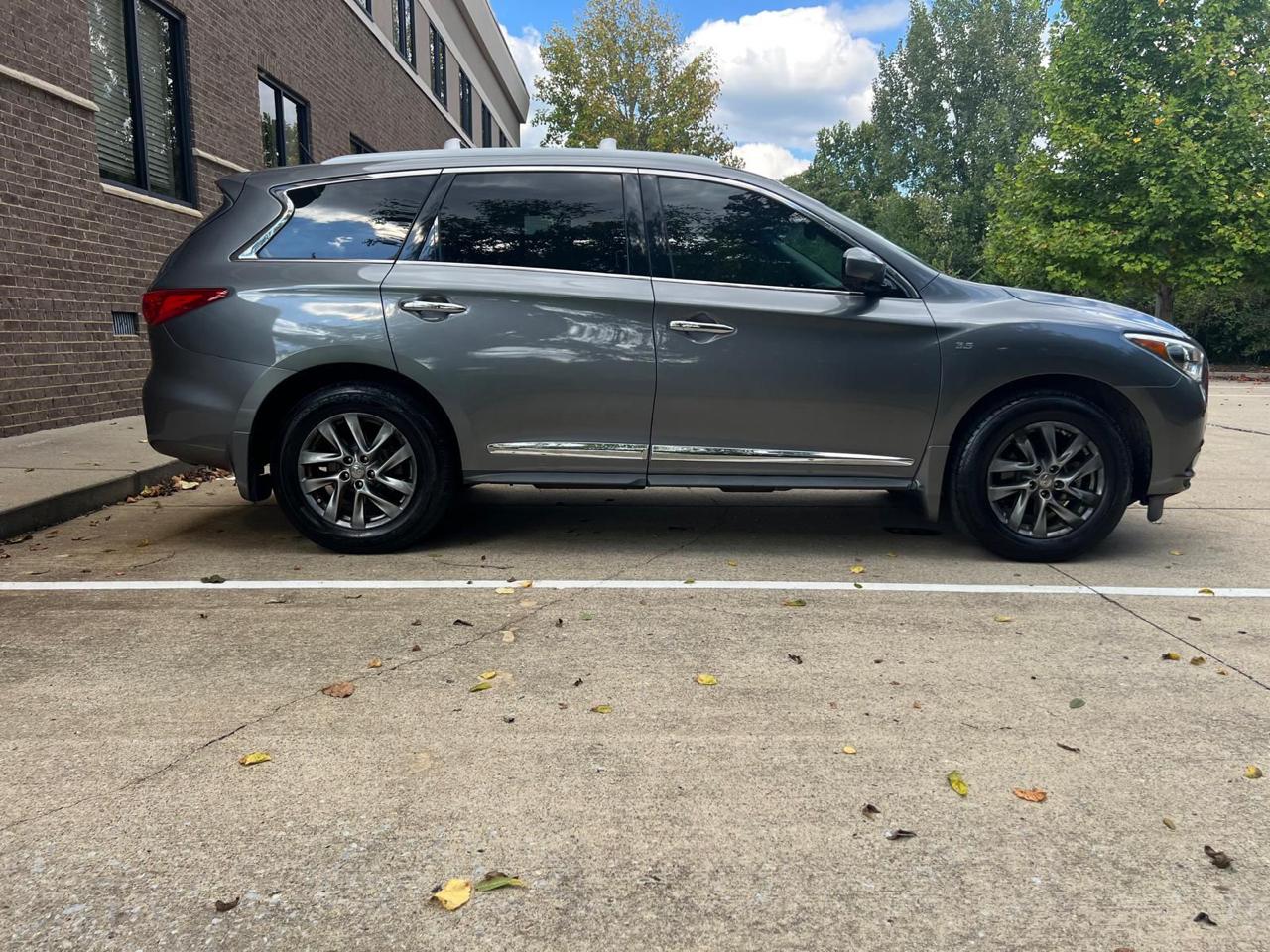 Infiniti QX60 Base FWD 2015