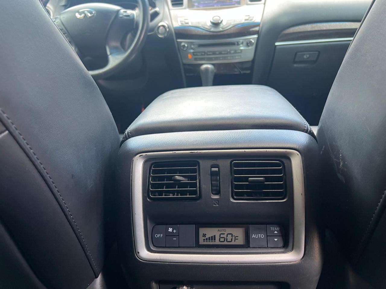 Infiniti QX60 Base FWD 2015