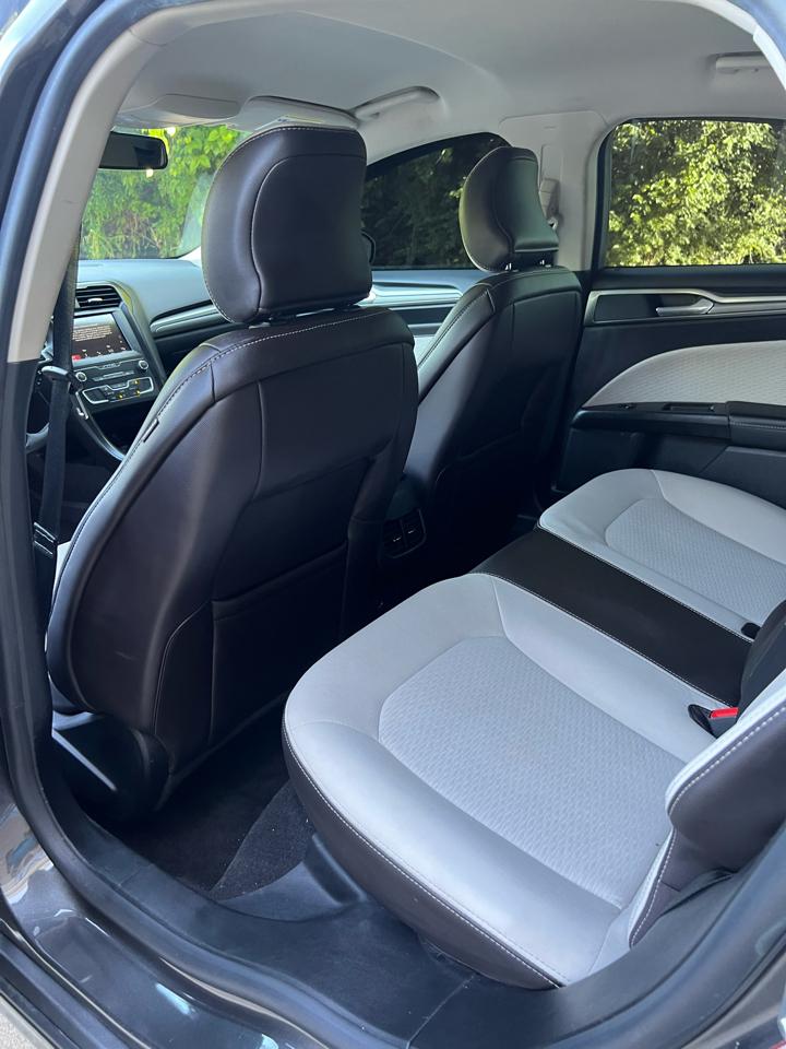 Ford Fusion SE 2019