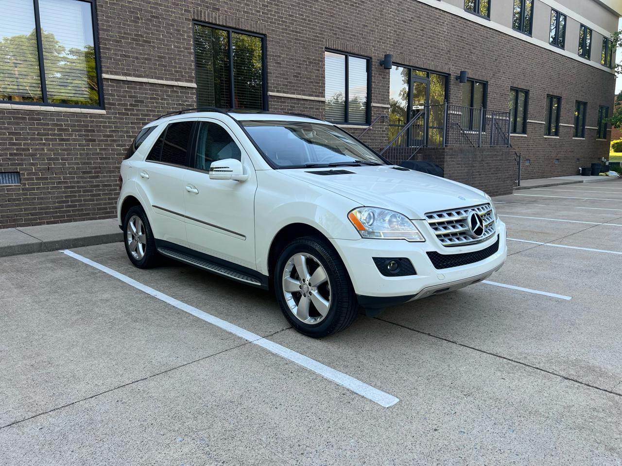 Mercedes-Benz M-Class ML350 2011