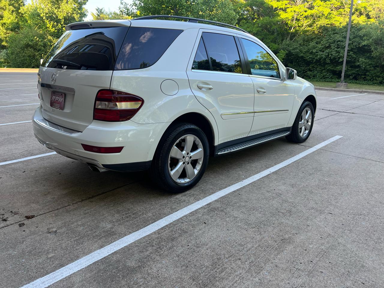 Mercedes-Benz M-Class ML350 2011